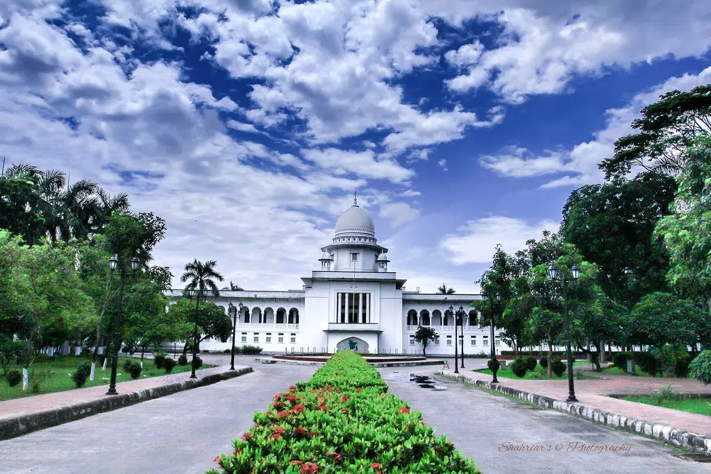 বাংলাদেশ সুপ্রীম কোর্ট: আদালতের এখতিয়ার ও বিচারিক কাঠামোর কেন্দ্রবিন্দু