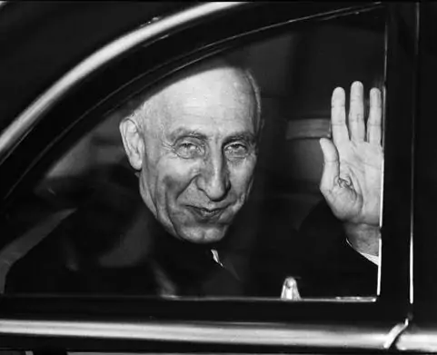 The Strategic Architecture of Middle Eastern Oil Fields and the Role of Dr. Mossadegh in the Nationalization of the Iranian Petroleum Industry